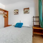 Charming With Pool And 2 Bedrooms
