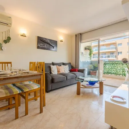 Daire Charming With Pool And 2 Bedrooms