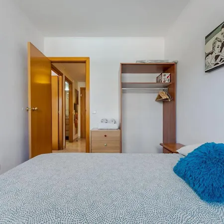 아파트 Charming With Pool And 2 Bedrooms 살루