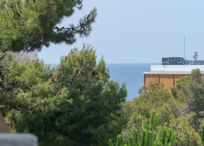 Charming With Pool And 2 Bedrooms * Salou