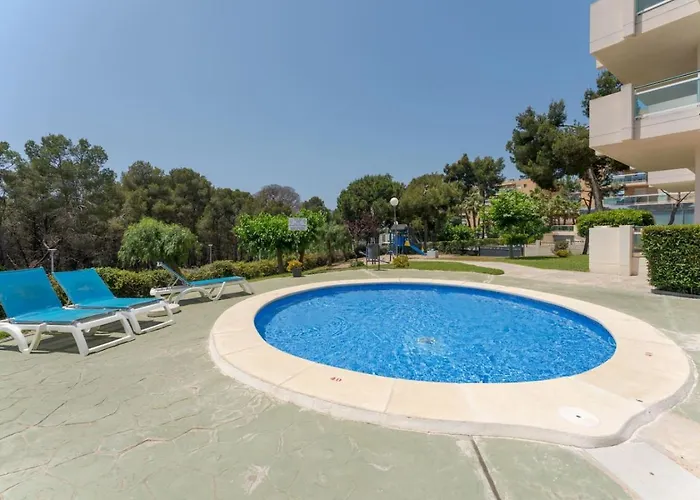 Charming With Pool And 2 Bedrooms * Salou