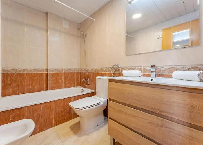 Charming With Pool And 2 Bedrooms Daire *