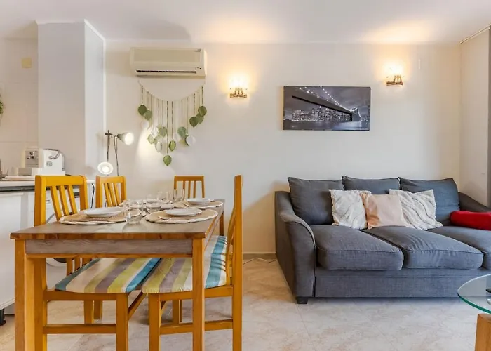 Charming With Pool And 2 Bedrooms Daire